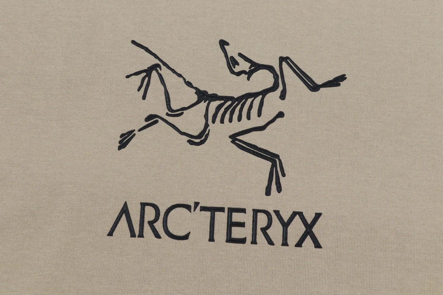 Arc’teryx ARC 23SS T 60 ， g 。 Breathable， ， ， 。 logo ， 。 ， 。 ， ， ， ， 。 Size:XS-L